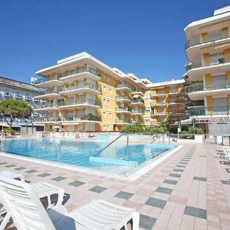 Appartamento Attico Fronte Mare *